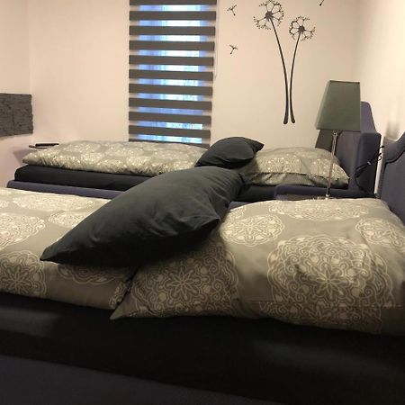 Messezimmer 4U Düsseldorf Eksteriør billede