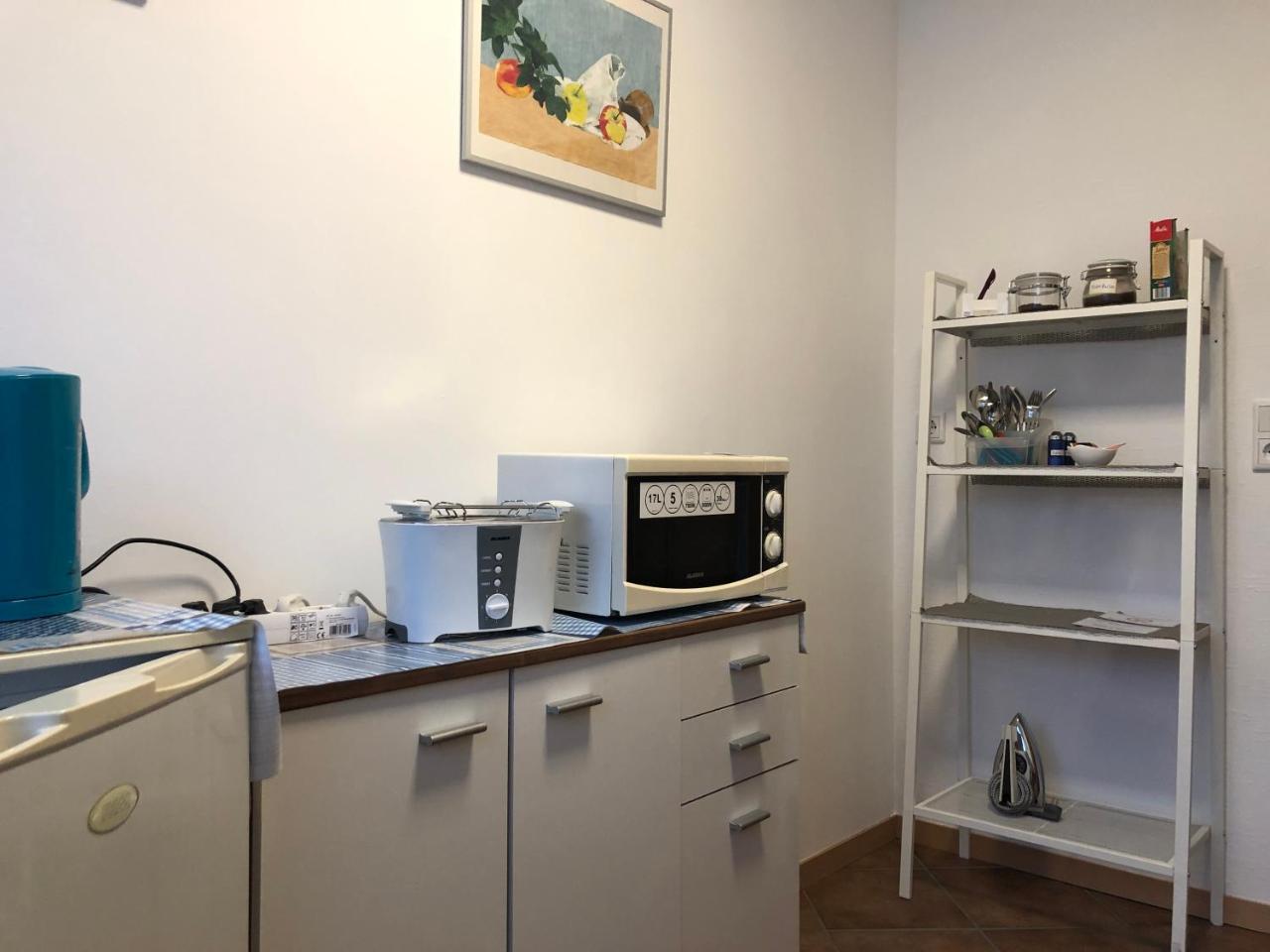 Messezimmer 4U Düsseldorf Eksteriør billede
