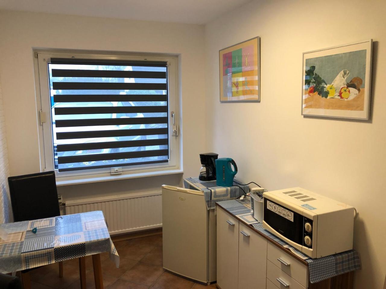 Messezimmer 4U Düsseldorf Eksteriør billede