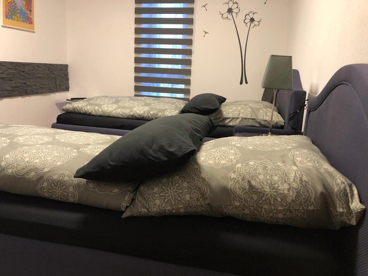 Messezimmer 4U Düsseldorf Eksteriør billede